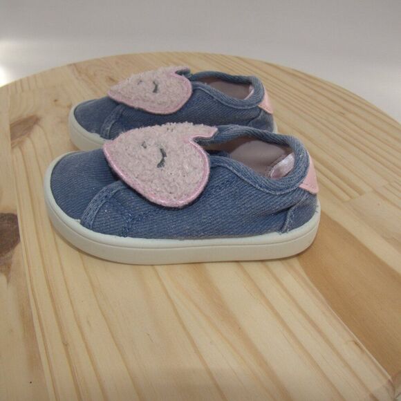 Carter's Blue Denim with Sherpa Heart Sneakers Toddler Size 5 - Picture 4 of 6